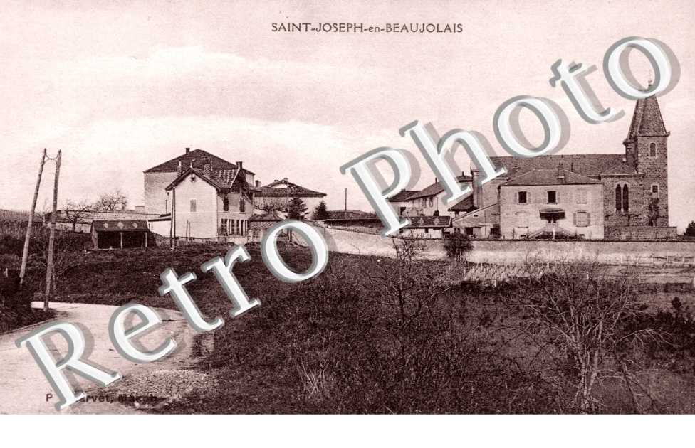 Vue Exterieure, Saint-Joseph-en-Beaujolais