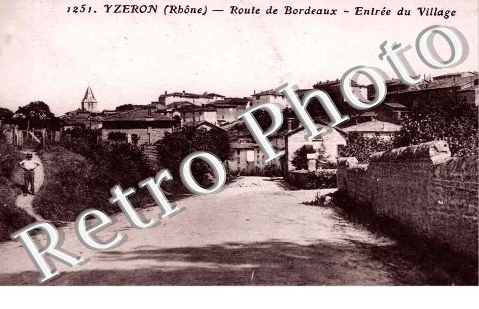 Route de Bordeaux, Entree du Village