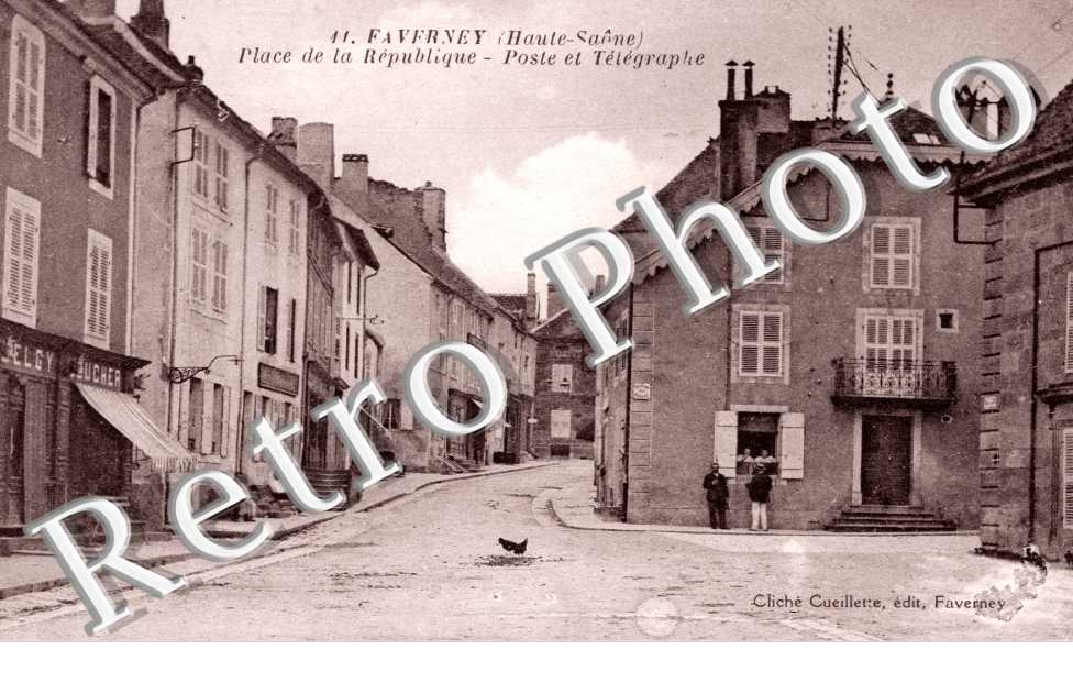 place de la Republique, poste et telegraphe
