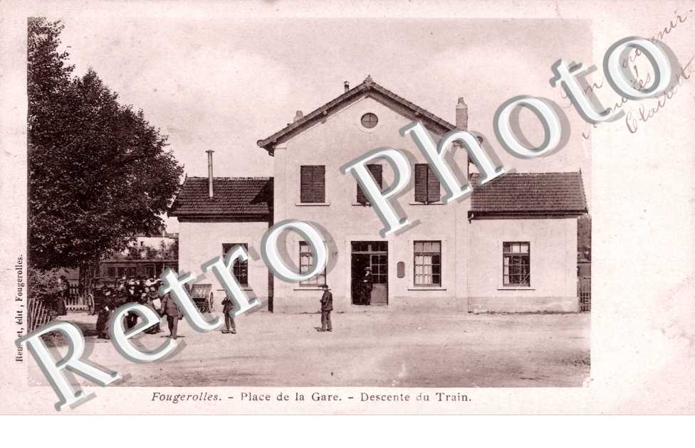 place de la gare, descente du train