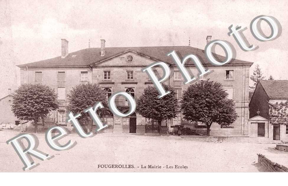 La Mairie, les Ecoles