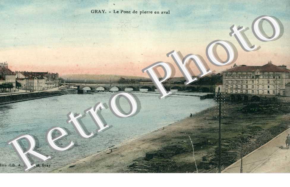 Pont de pierre en aval