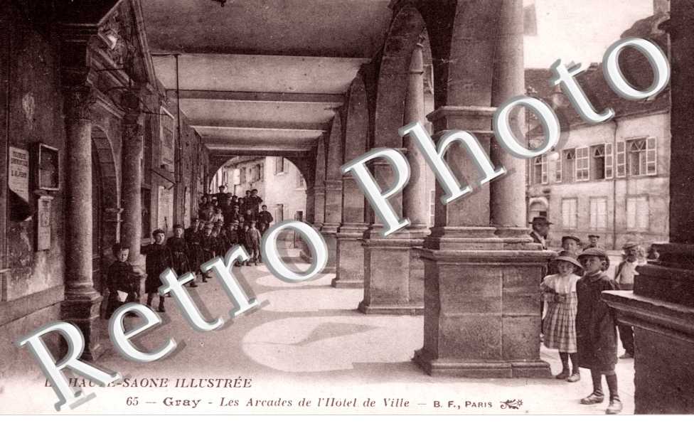 Les Arcades de l'Hotel de Ville