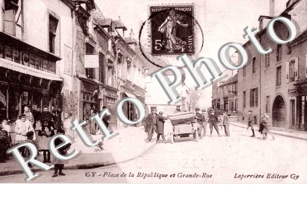 Place de la republique et Grande rue