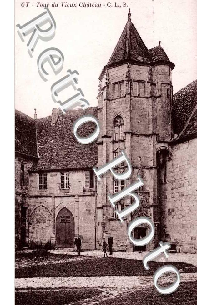 La tour du vieux chateau