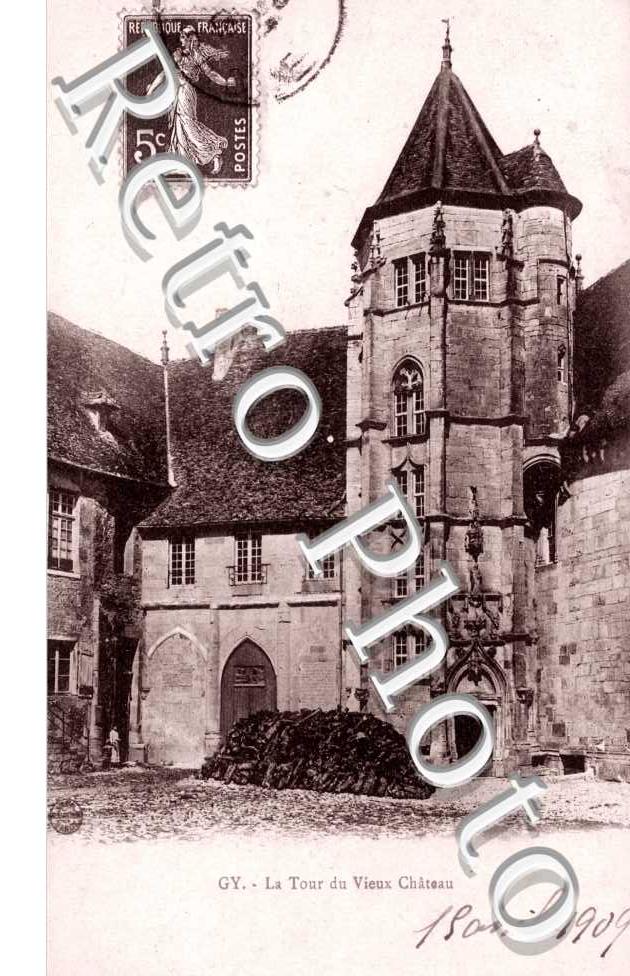 La tour du vieux chateau