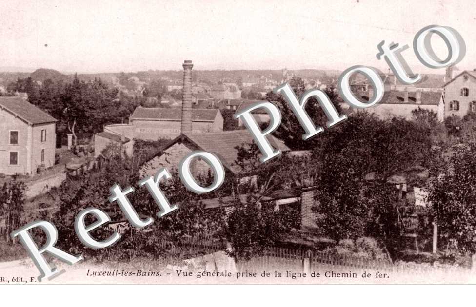 Vue Generale prise de la ligne de Chemin de Fer