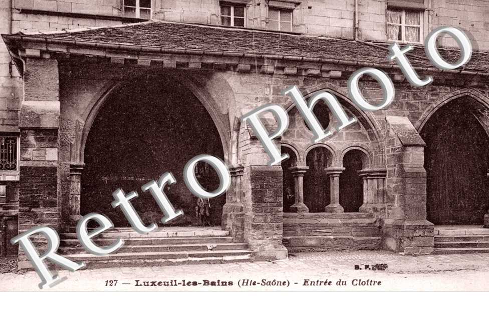 entree du Cloitre