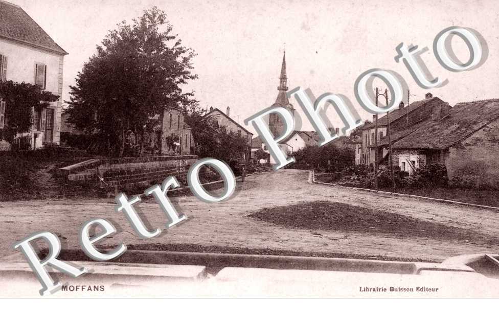 (un carrefour)