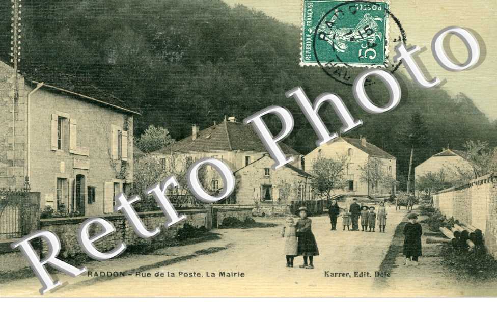rue de la Poste, la mairie