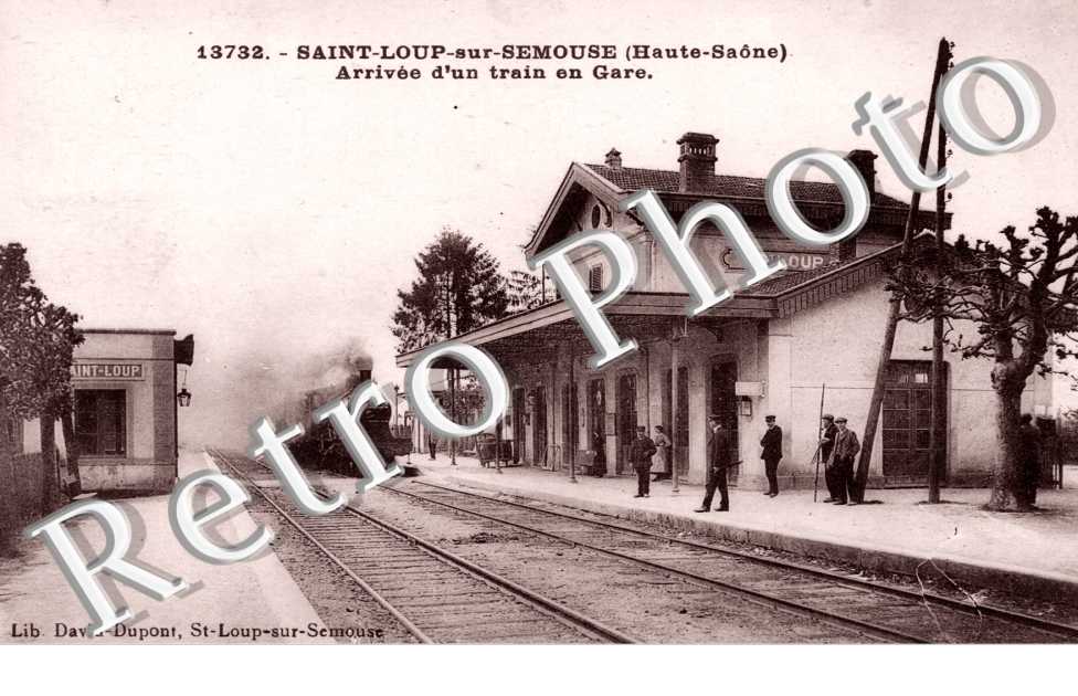 Arrivee d&#039;un train en Gare