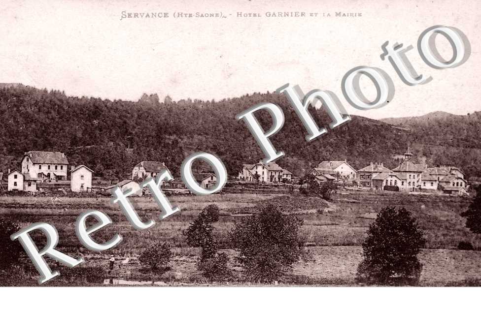 Hotel Garnier et la Mairie
