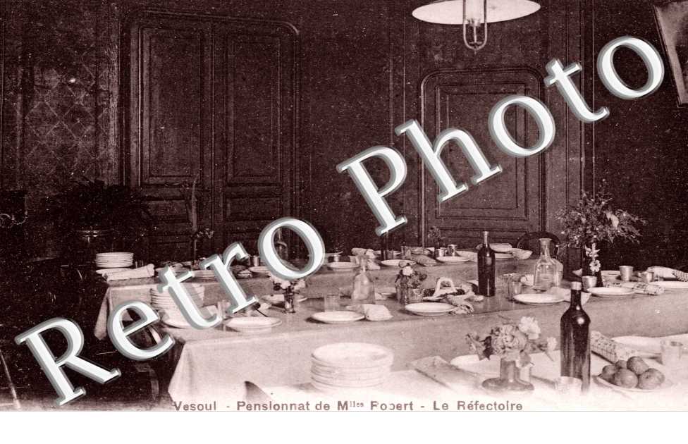 Pensionnat de Mlles Robert - réfectoire