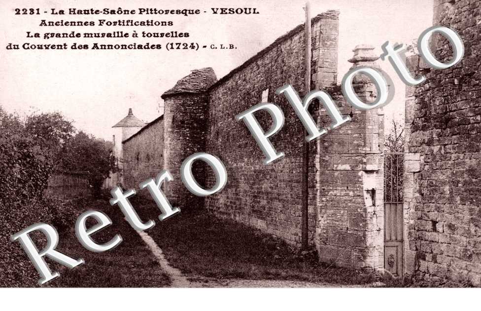 la grande muraille a Tourelles du Couvent des Annonciades