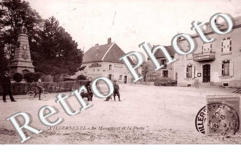 le monument et la poste