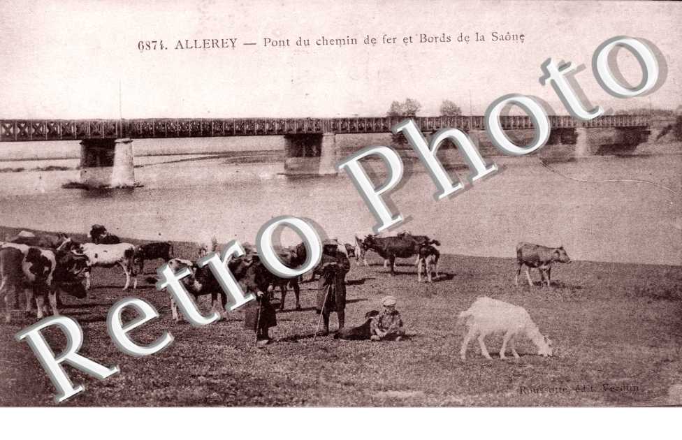 Pont du Chemin de Fer et Bords de la Saone