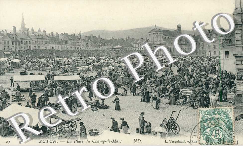 La Place du Champ de Mars