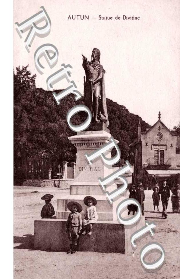 Statue de Divitiac