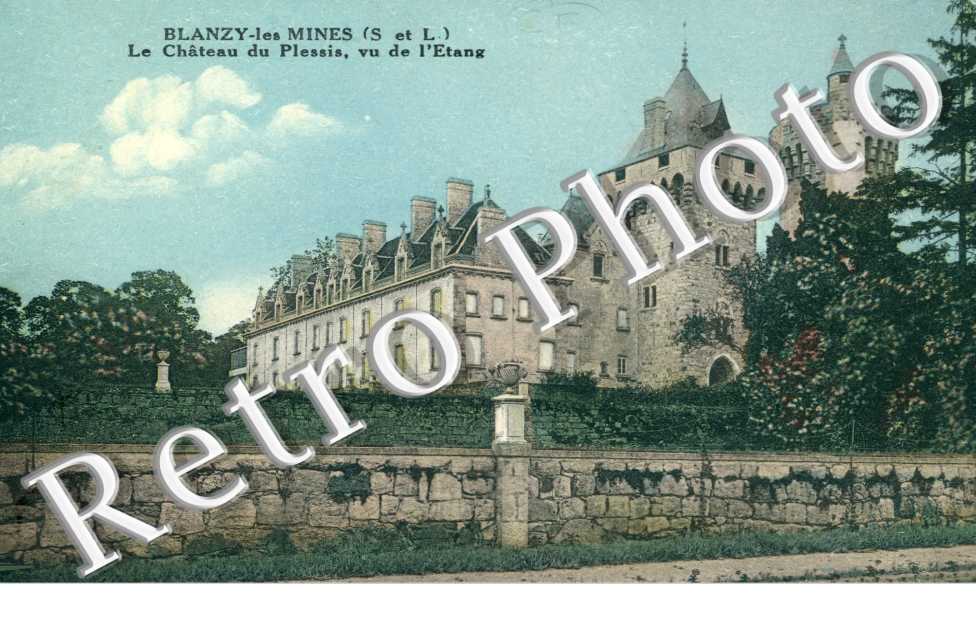 le Chateau du plessis, vu de l'etang