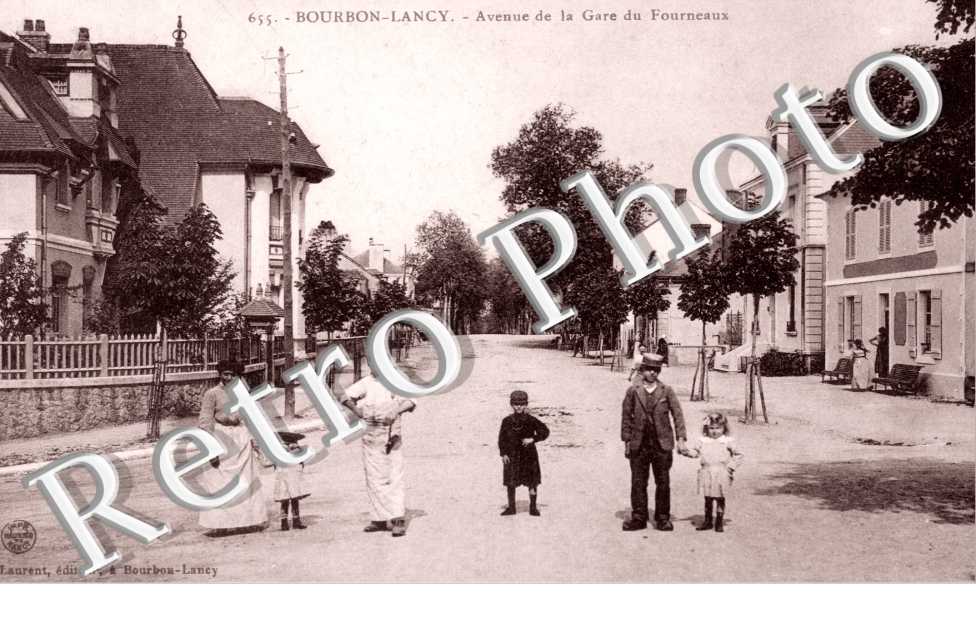Avenue de la gare du Fourneaux