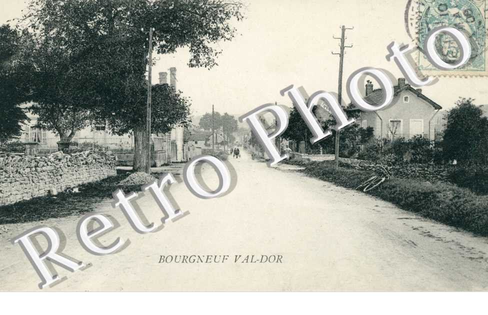 Bourgneuf Val d'Or - Un rue