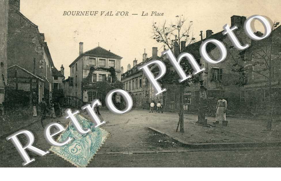 Bourgneuf Val d'Or - La Place