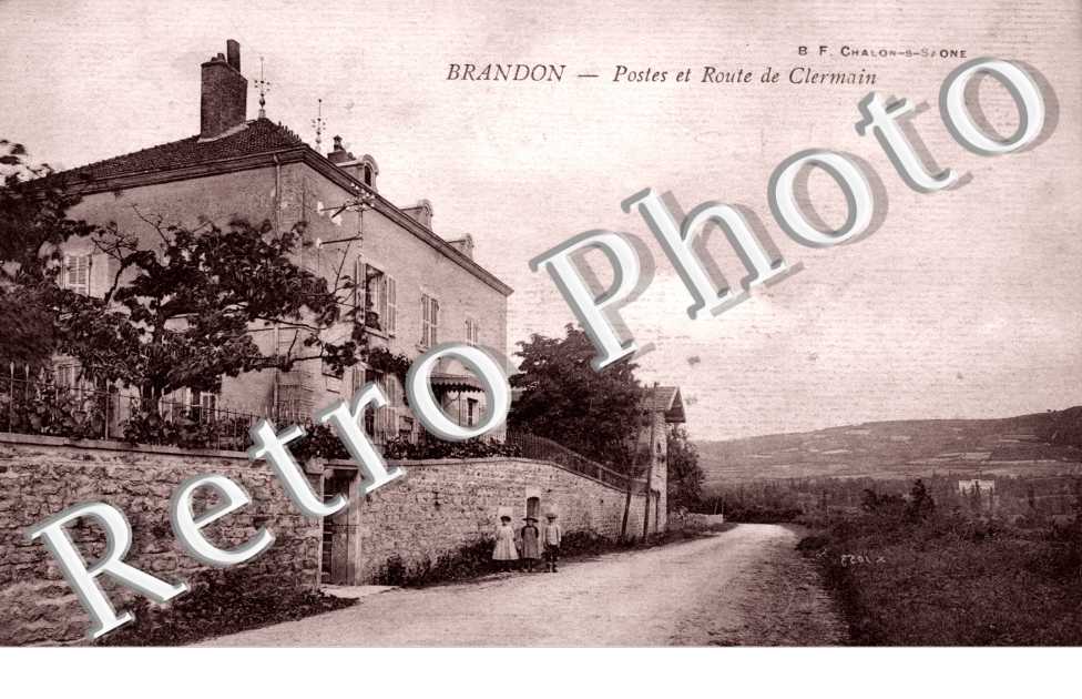 Poste et route de Clermain