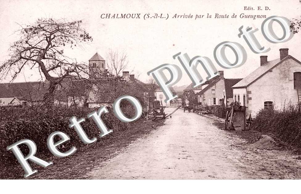 Arrivee par la route de Gueugnon