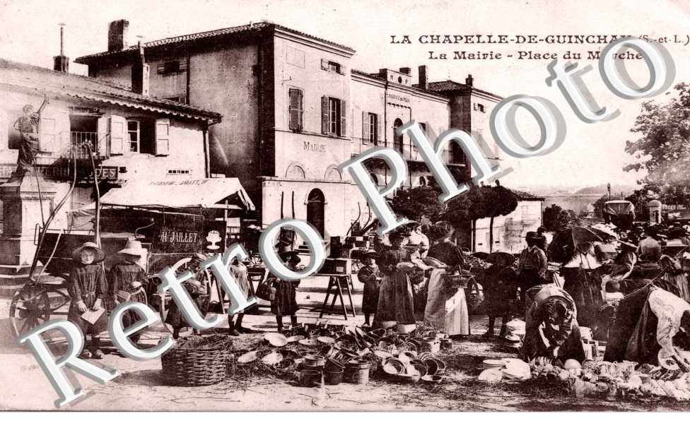 La Mairie, Place du Marche