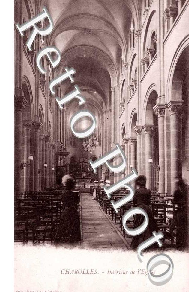 Interieur de l'Eglise