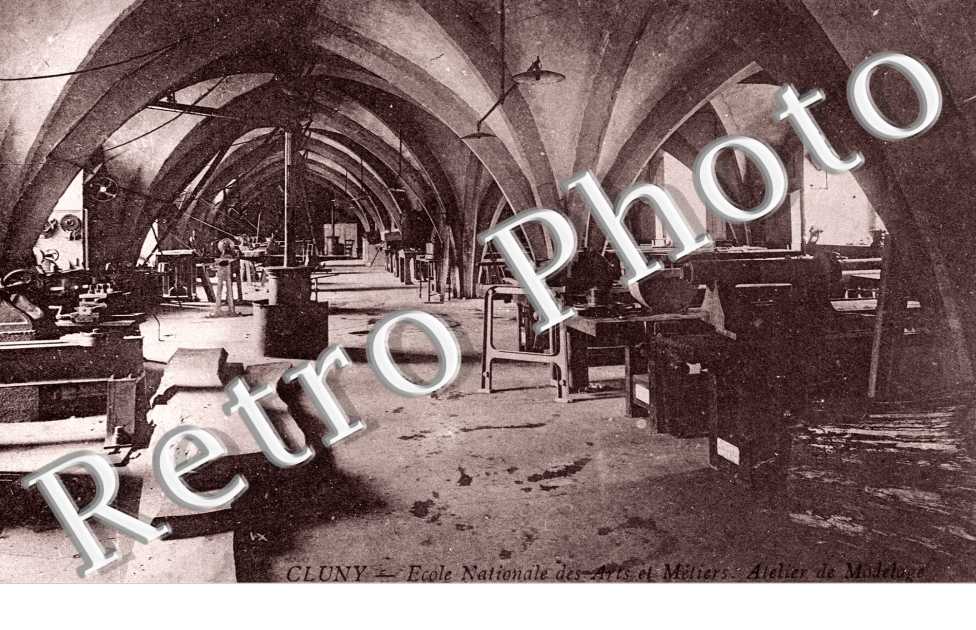 Ecole Nationale des Arts et Metiers - atelier de modelage