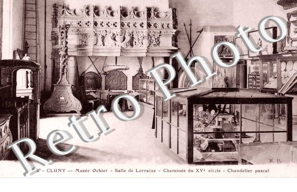 Musee Ochier - cheminee