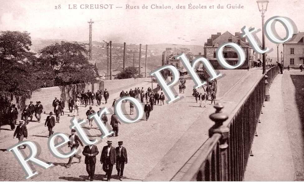 Rues de Chalon, des Ecoles et du Guide
