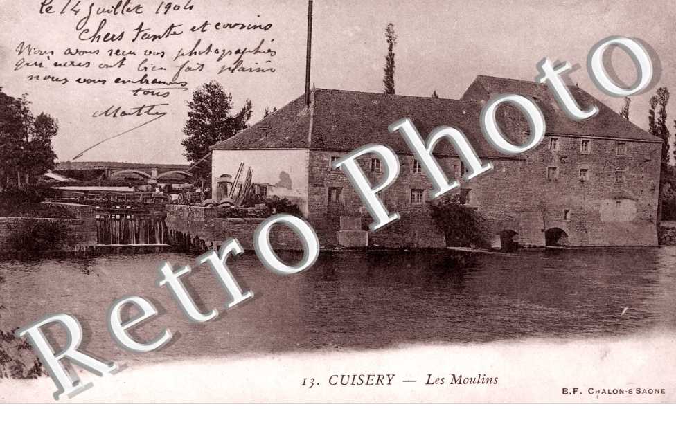 Les Moulins