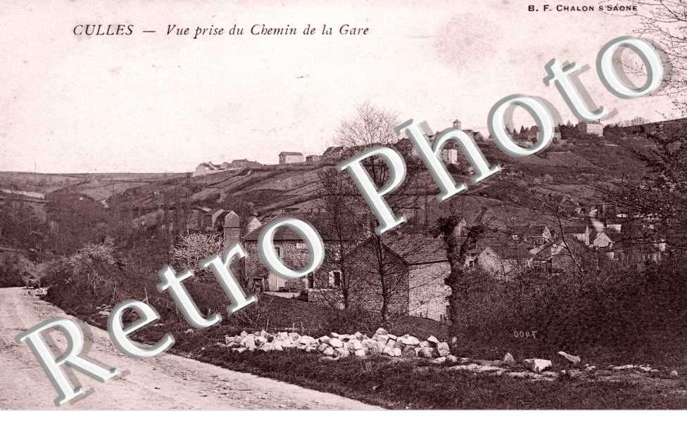 Vue prise du Chemin de la Gare