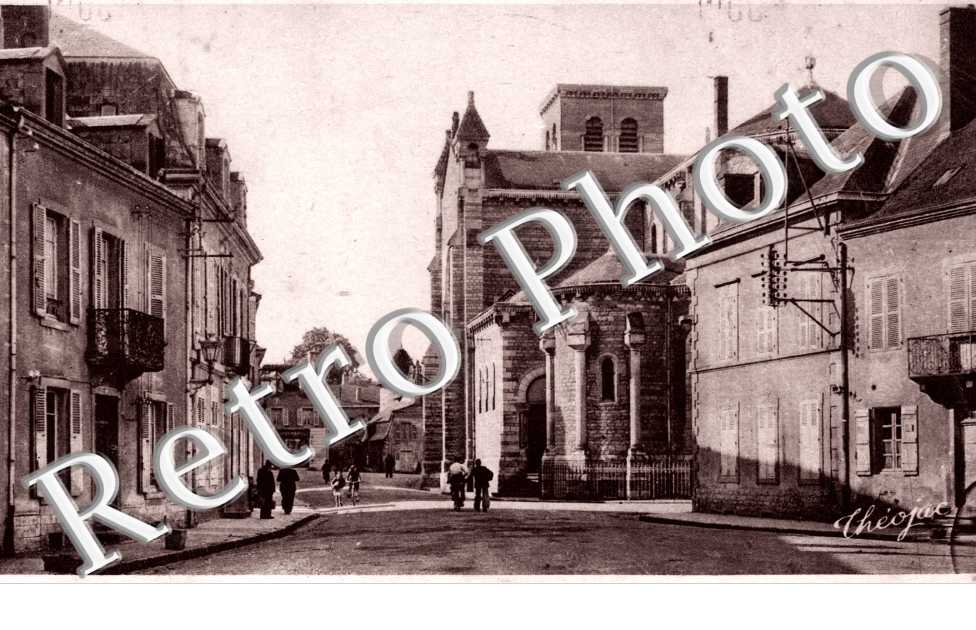 l'eglise et la mairie