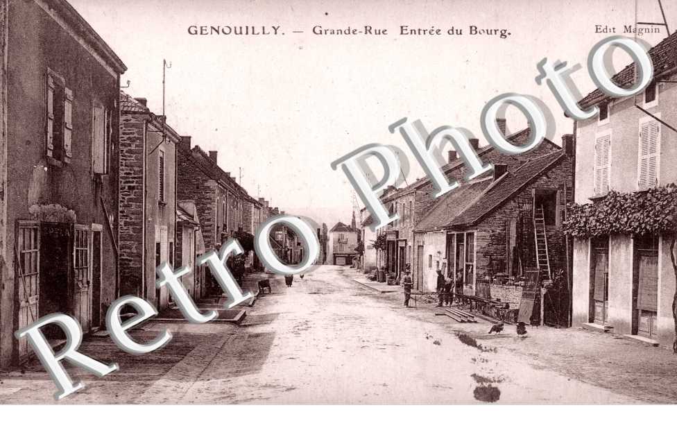 Grande rue - entree du bourg