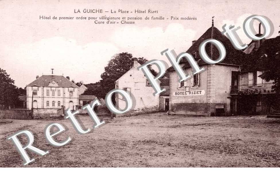 la Place, Hotel Rizet