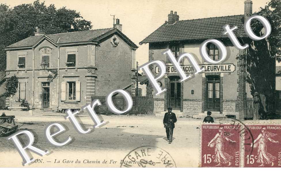 la Gare du Chemin de Fer Departemental Ligne de Macon a Fleurville