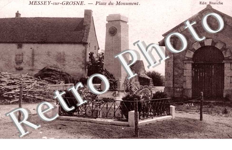 Place du Monument