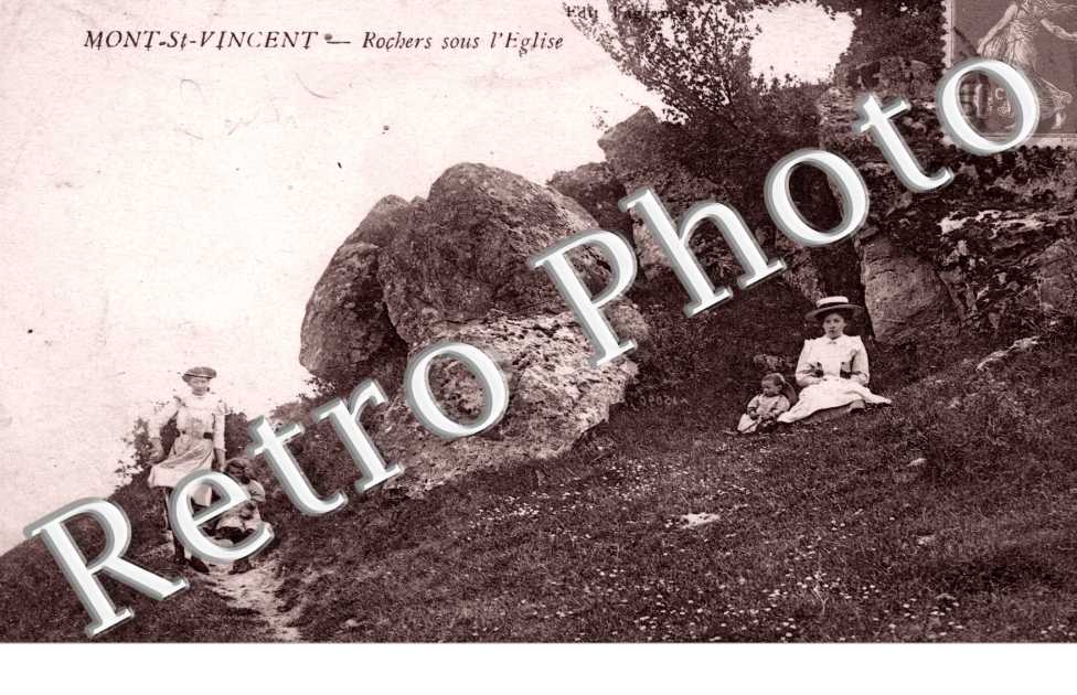 Rochers sous l&#039;eglise