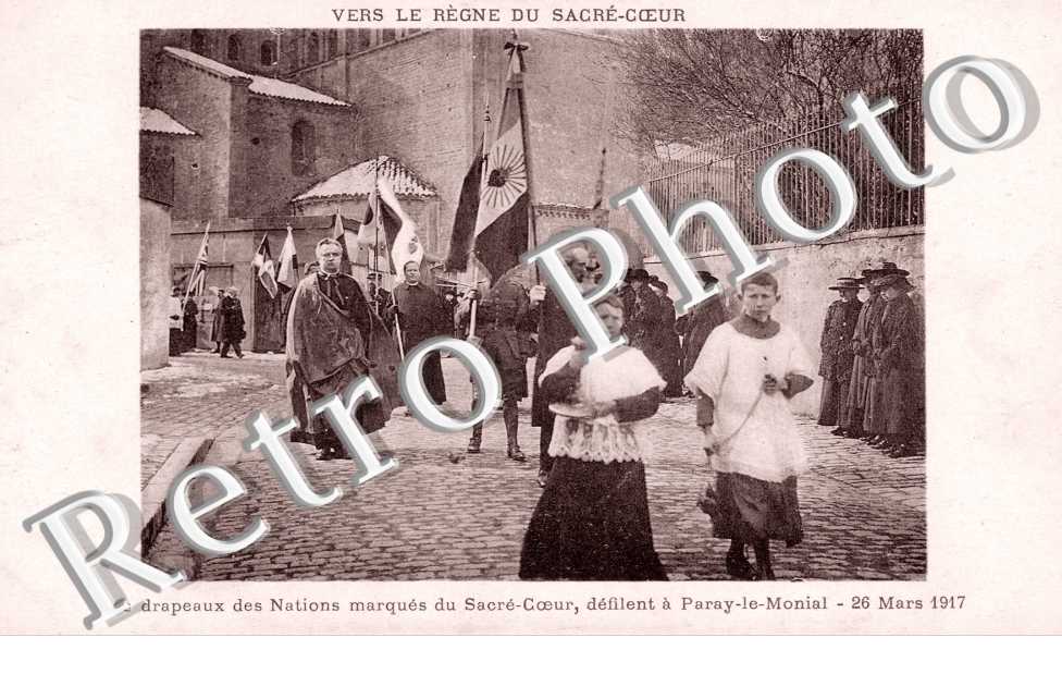 Drapeaux des nations marques du sacre coeur - defile 26
