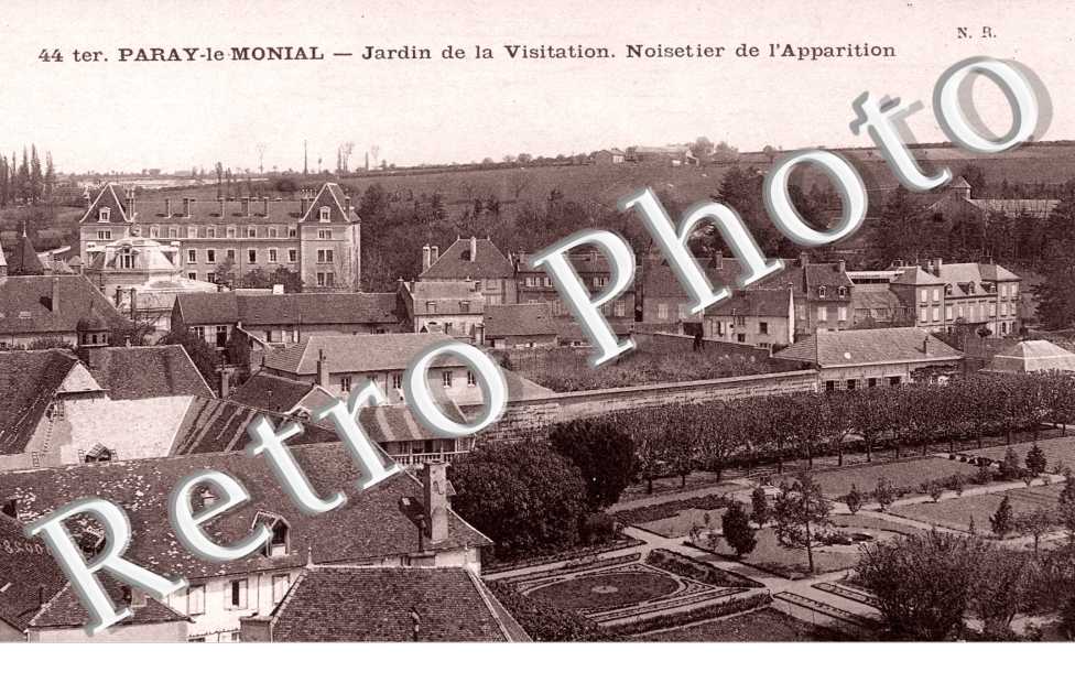 jardin de la Visitation Noisetier de l&#039;Apparition
