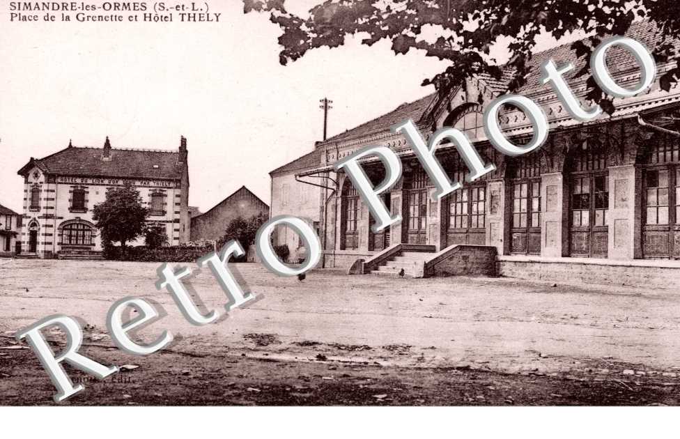 Place de la Grenette et hotel Thely