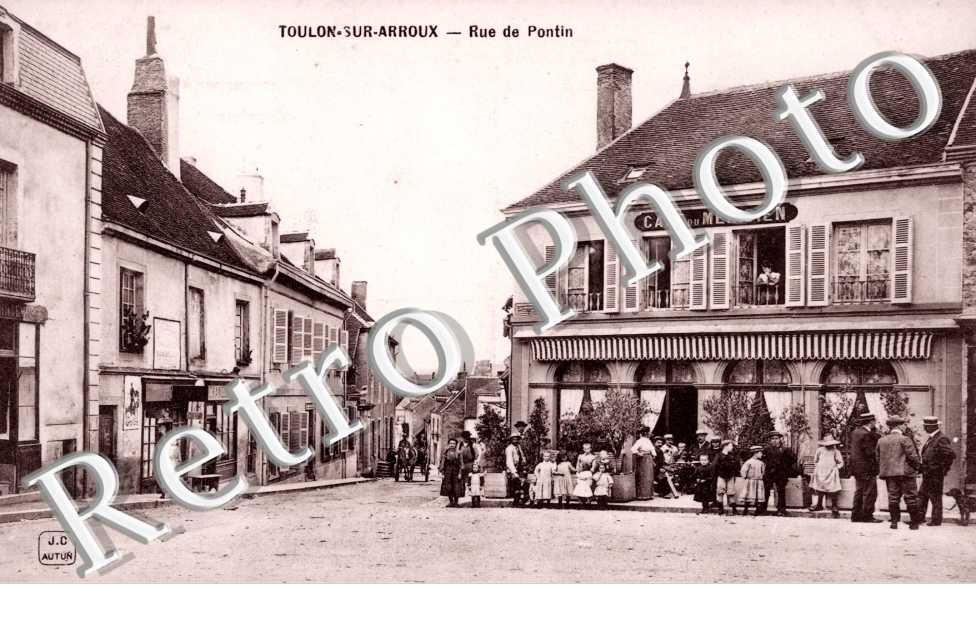 Rue de Pontin - cafe du Merdien