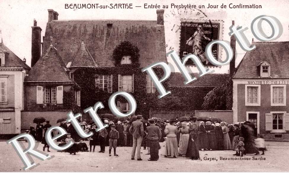 Entree au Presbytere un Jour de Confirmation