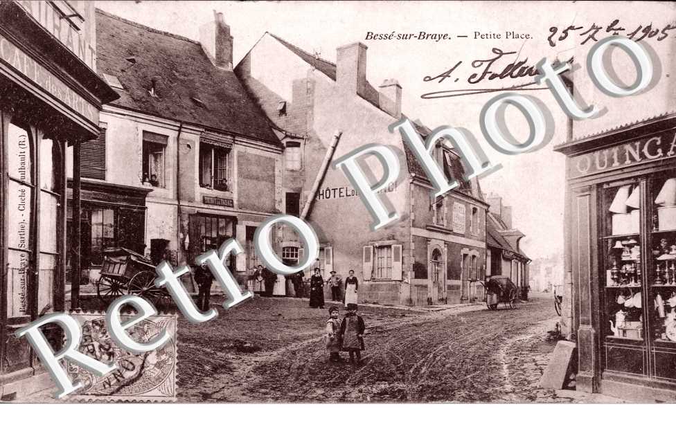petite place