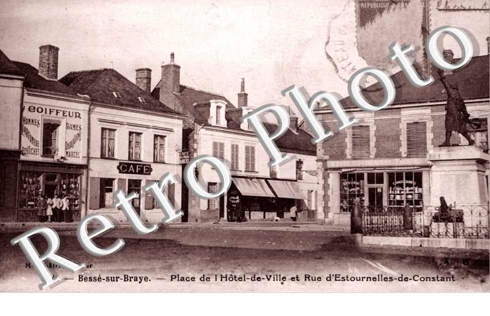 Place de l&#039;Hotel de Ville et Rue d&#039;Estournelles de Constant