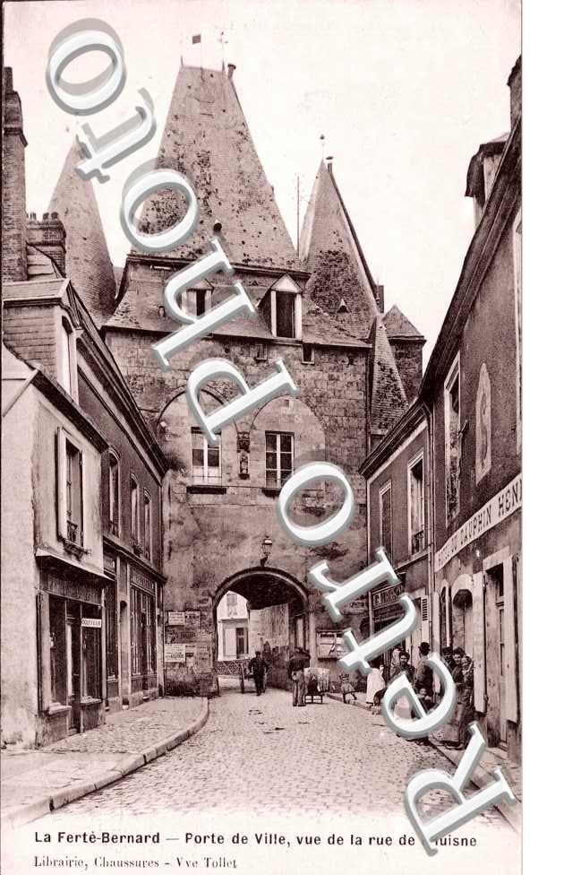 Porte de Ville, Vue de la Rue de l&#039;Huisne