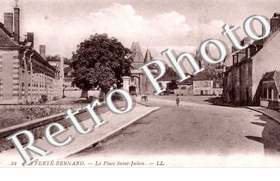 la Place Saint-Julien